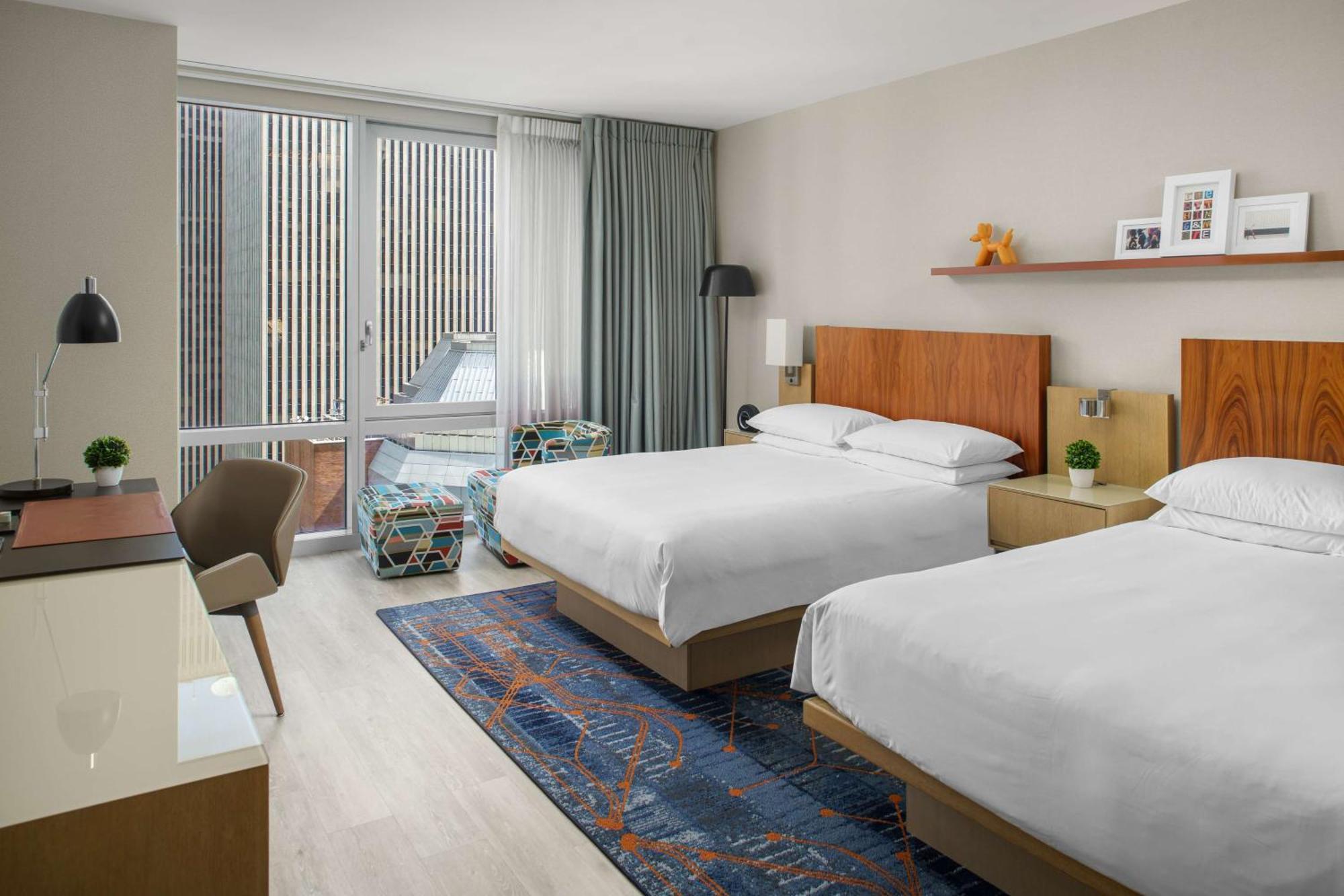 Отель Hyatt Centric Times Square Нью-Йорк Экстерьер фото